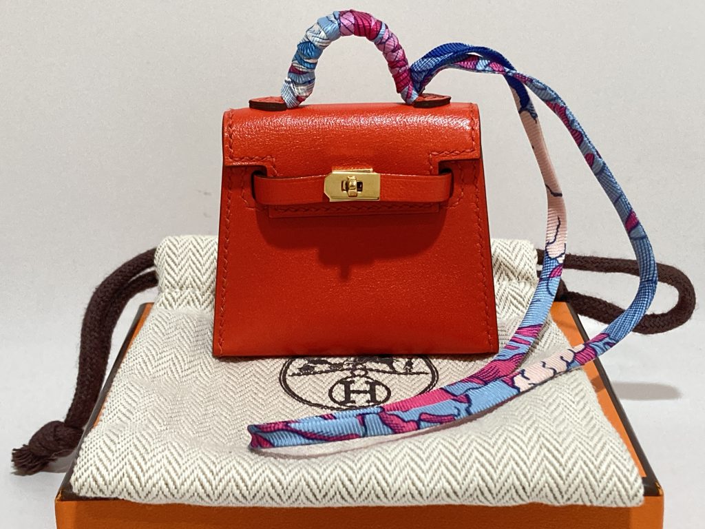 HERMES エルメス マイクロケリー ツイリー チャーム 買取 - 鞋子・箱包的・清洗养护・买卖就来SHUHARI(シュハリ)